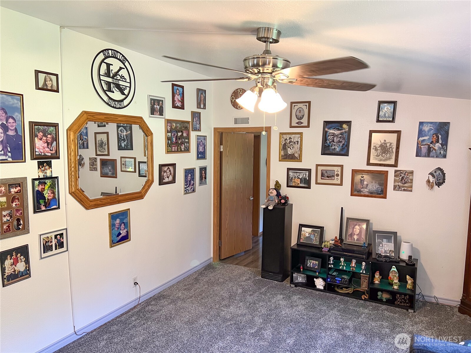 190 Hunt Road Property Photo 6
