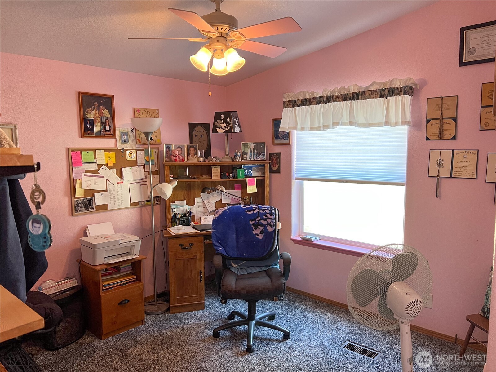 190 Hunt Road Property Photo 10