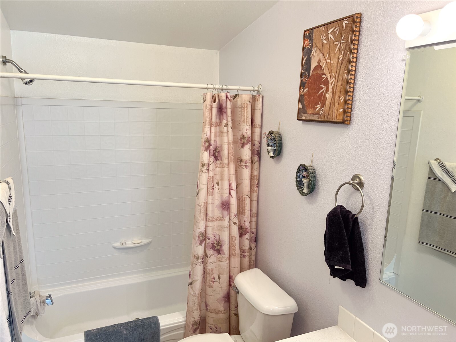 190 Hunt Road Property Photo 12