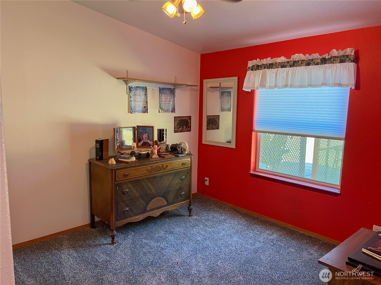 190 Hunt Road Property Photo 13
