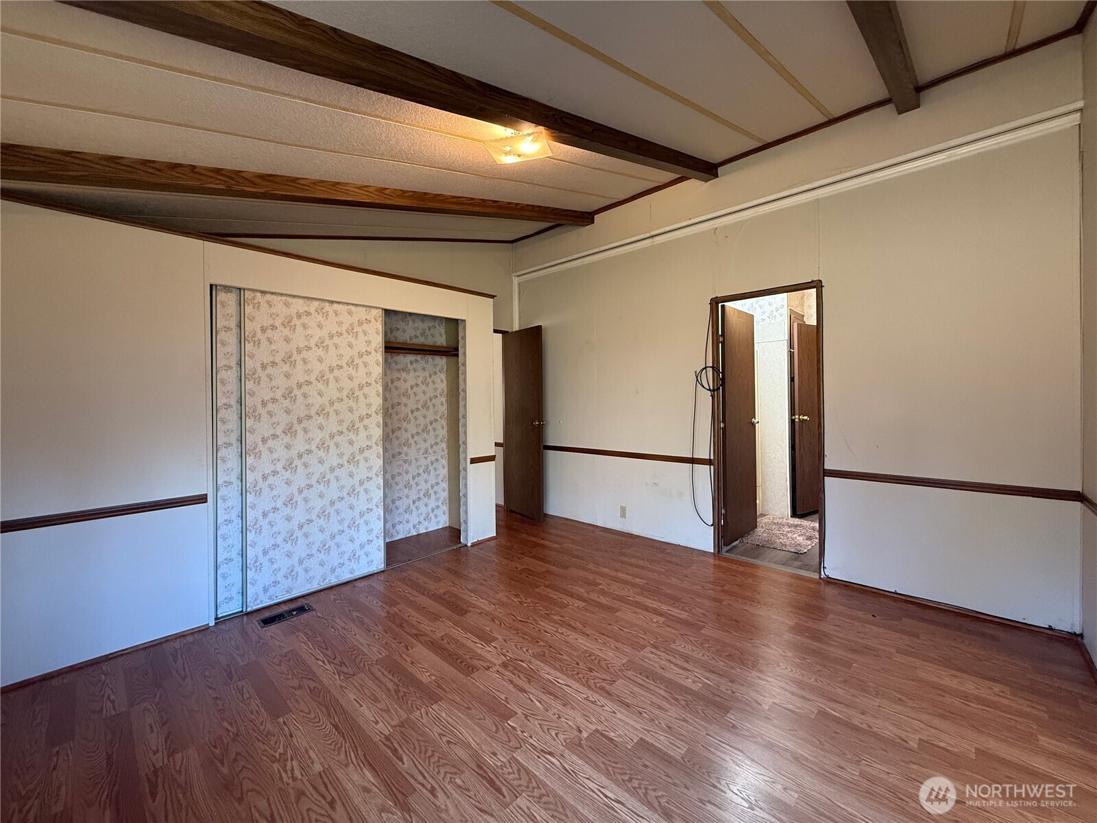 1645 Swordfern Lane Property Photo 13