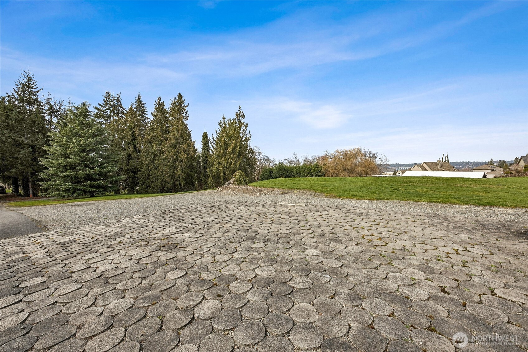 2137 3rd Street Property Photo 11