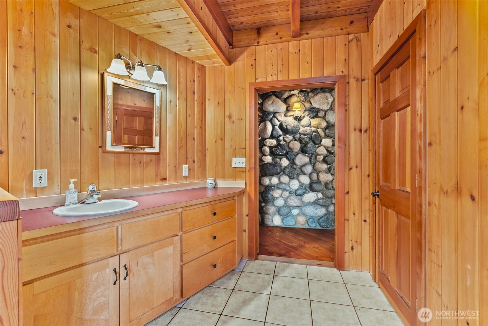 21 Louie Creek Drive Property Photo 10