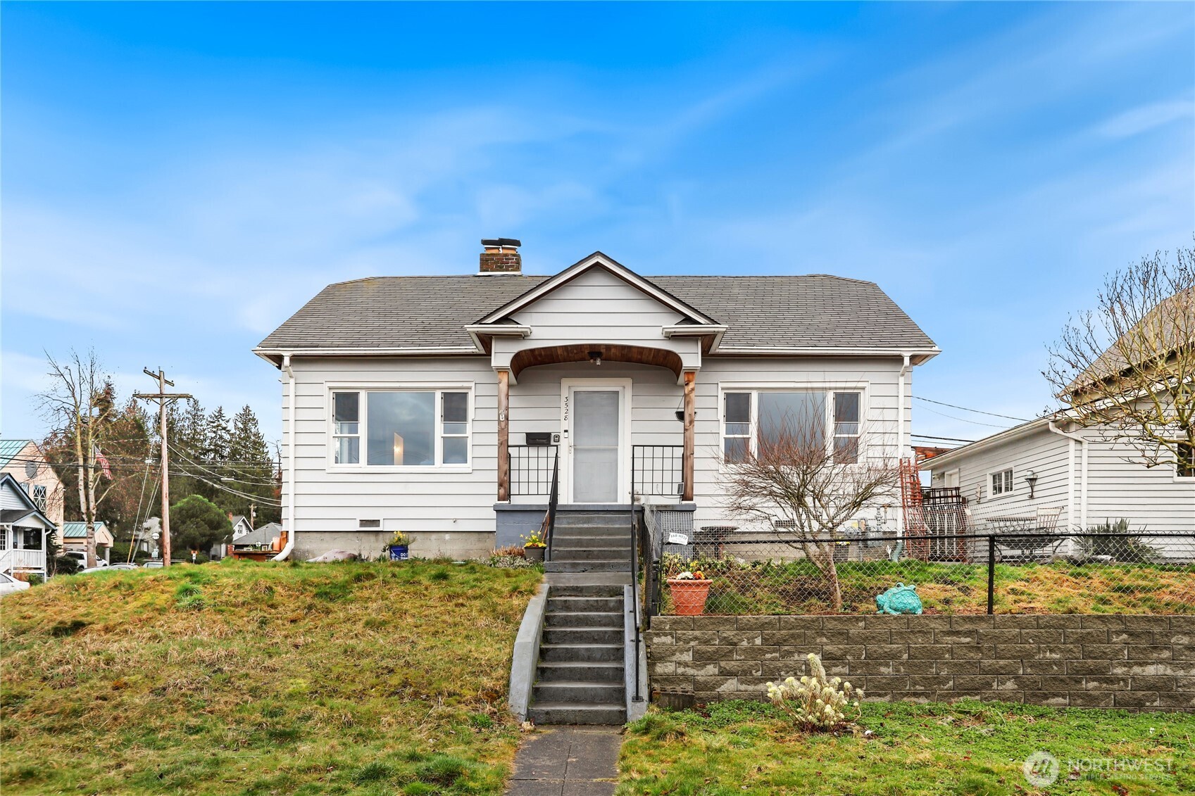 3528 Hoyt Avenue Property Photo
