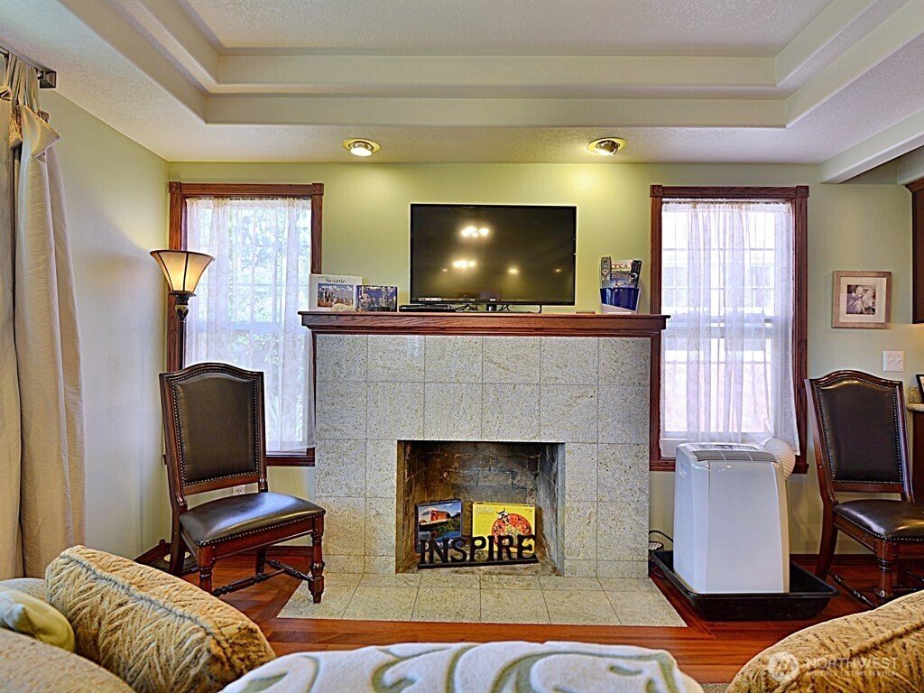 7842 Lake City Way Property Photo 15