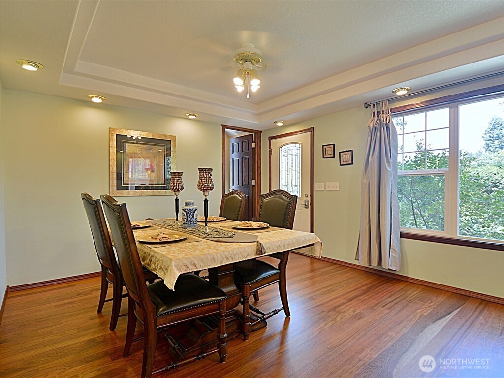 7842 Lake City Way Property Photo 16
