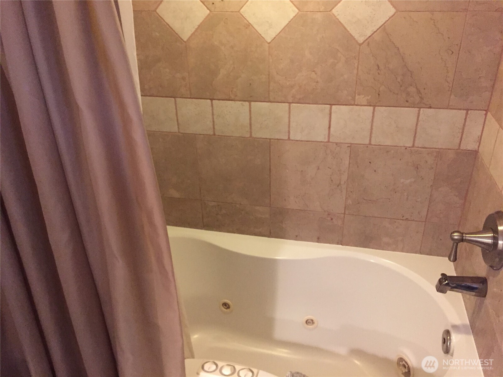7842 Lake City Way Property Photo 32
