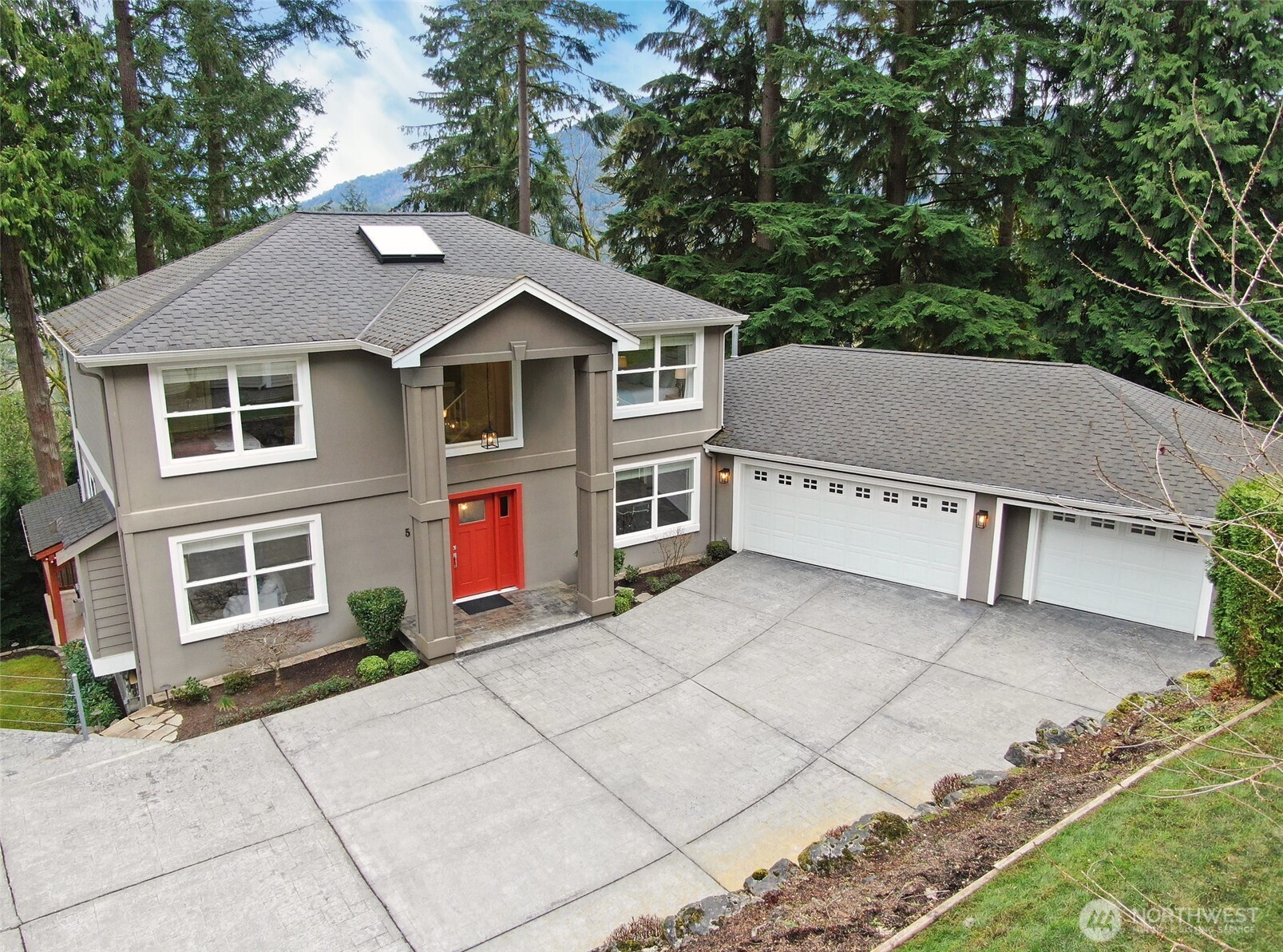 525 Sw Ellerwood Street Property Photo