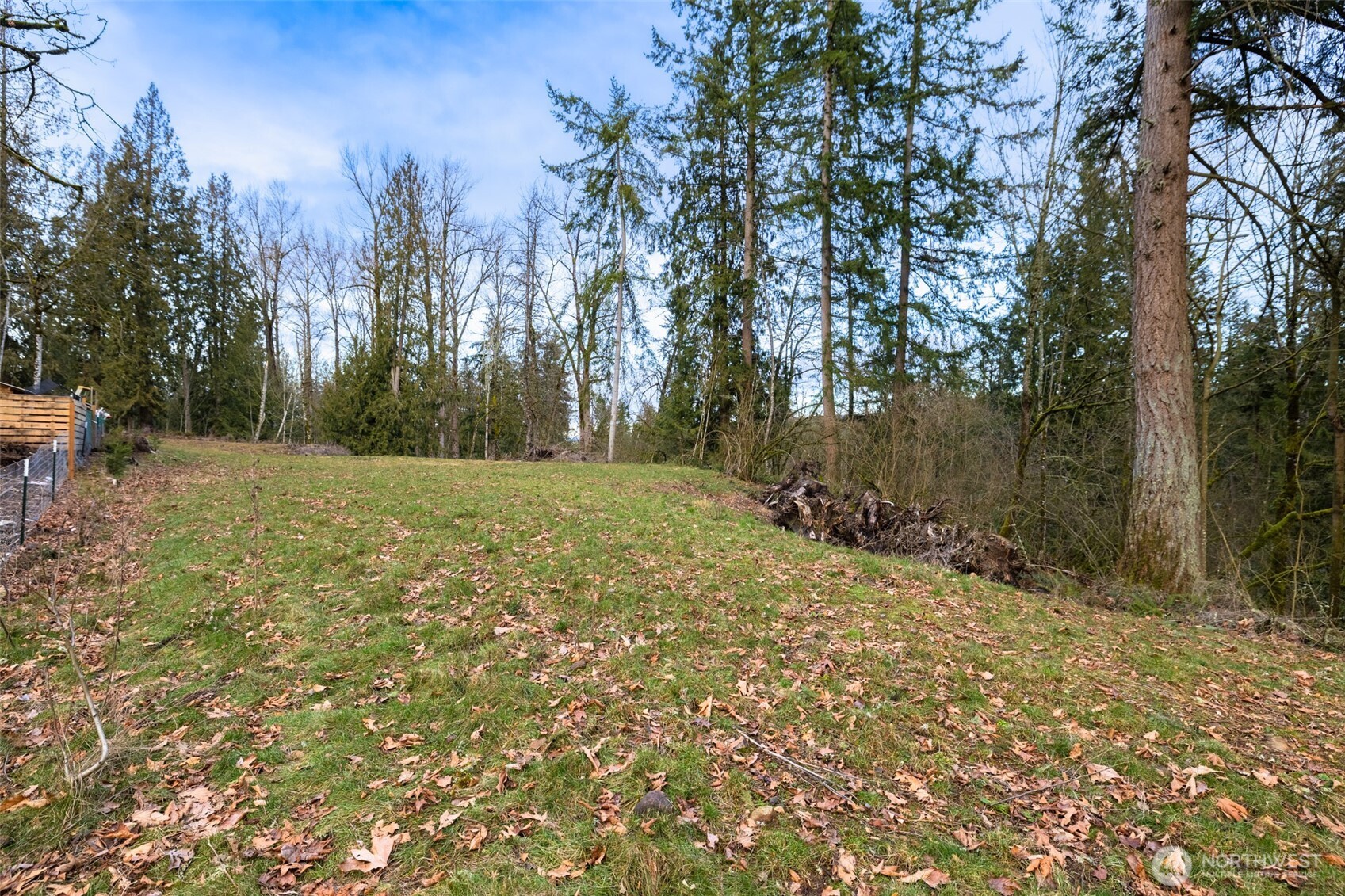 38311 Enumclaw Franklin Rd Se Property Photo 2