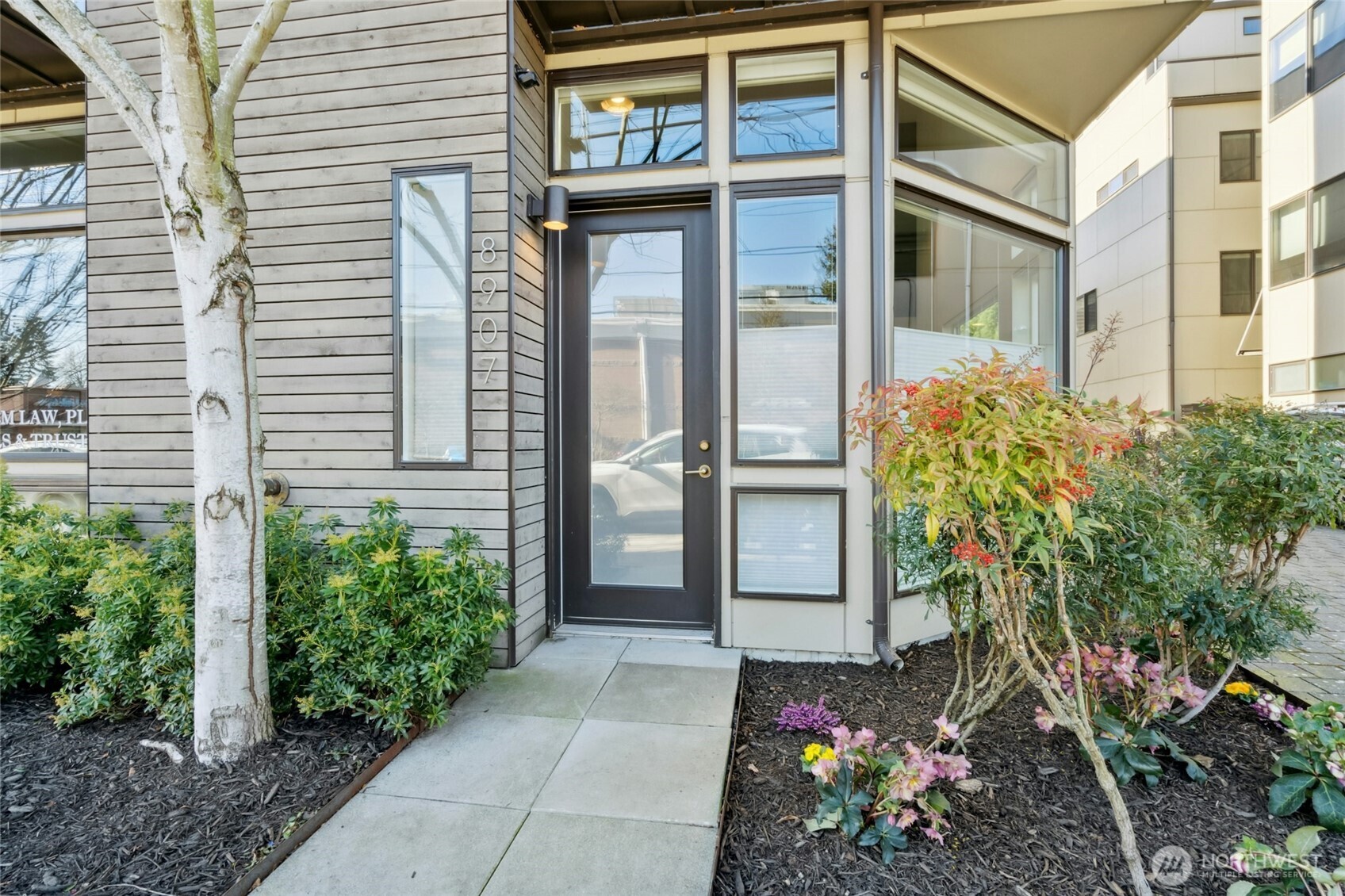 8907 Roosevelt Way Property Photo