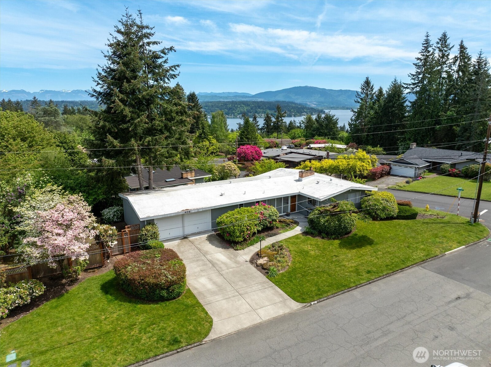 406 166th Avenue Property Photo