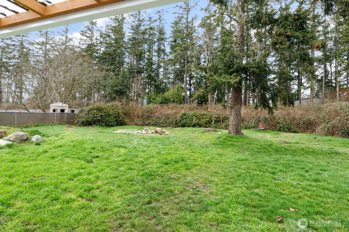 782 Nw Hyak Drive Property Photo 23