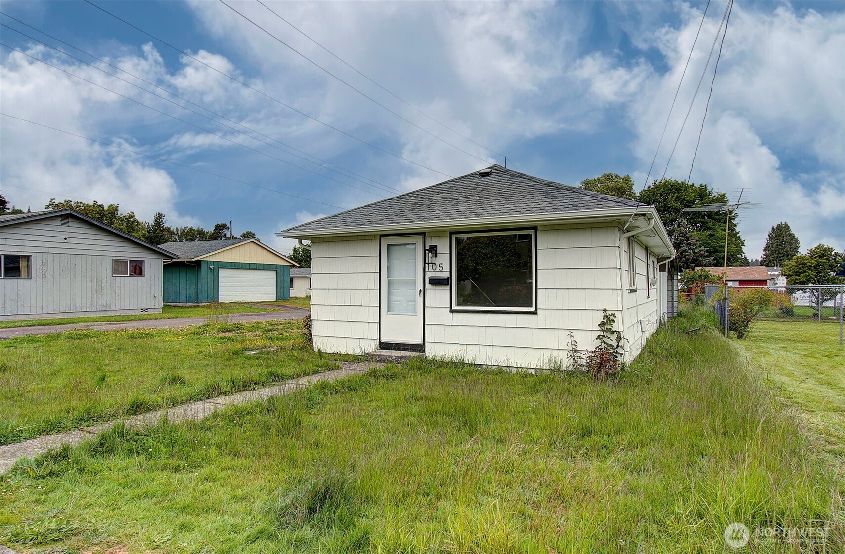105 Redpath Street Property Photo 1