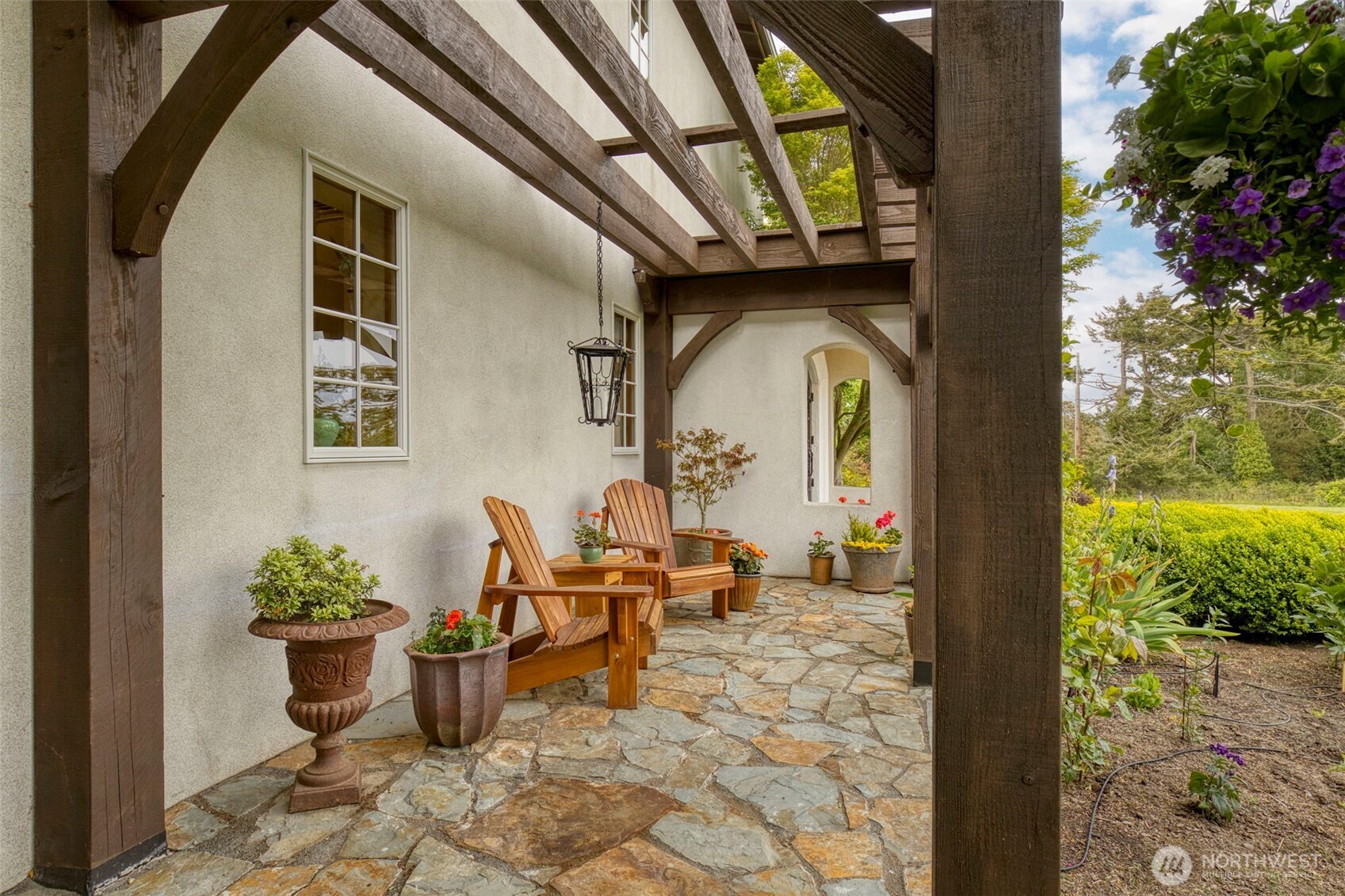 1939 49th Street Property Photo 4