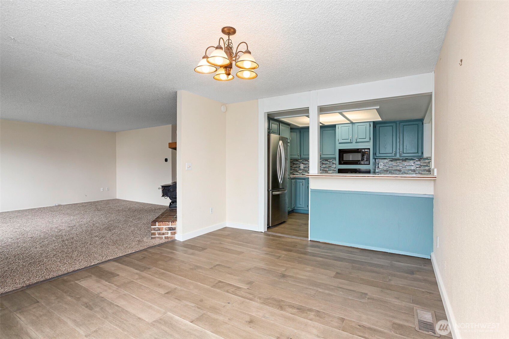 1706 19th Drive Property Photo 4