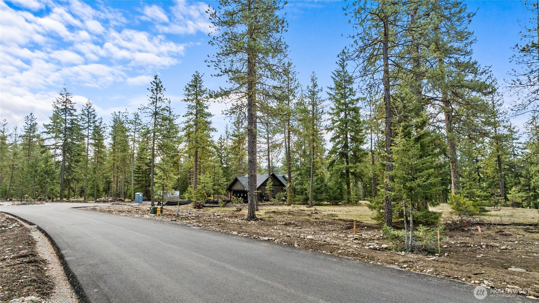 87 Wanawish Loop Property Photo 3