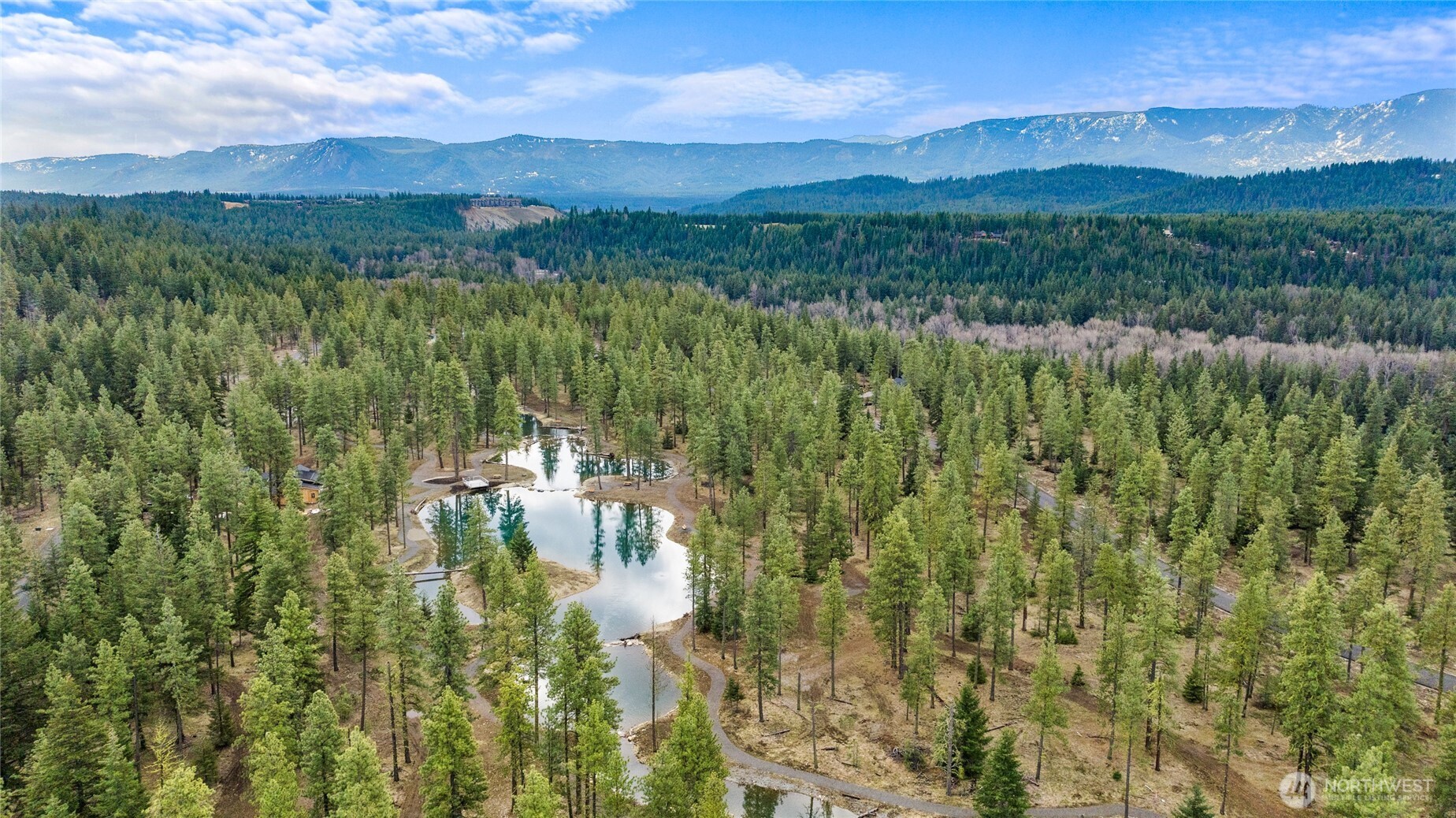 110 Wanawish Loop Property Photo 1