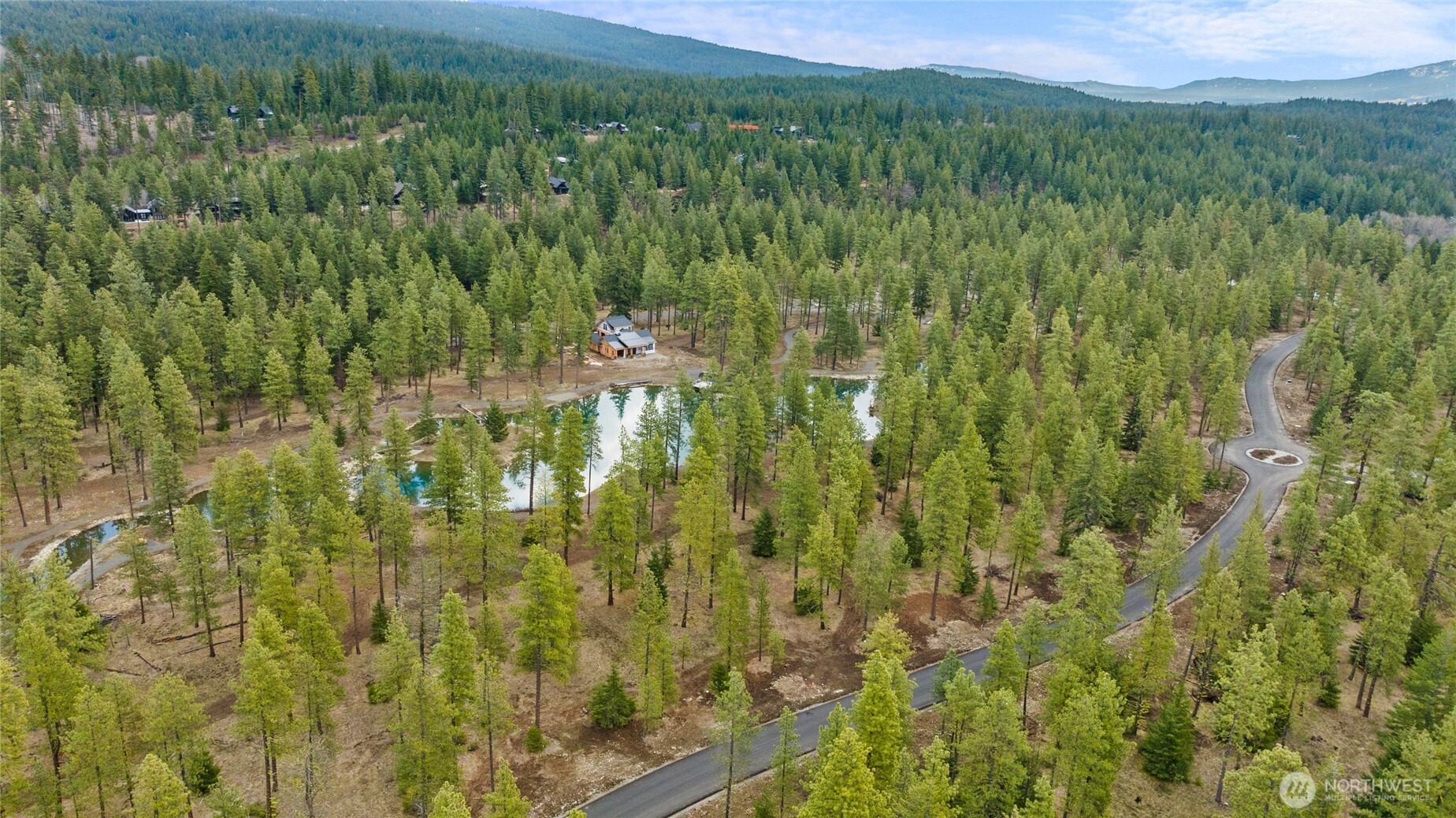 110 Wanawish Loop Property Photo 4