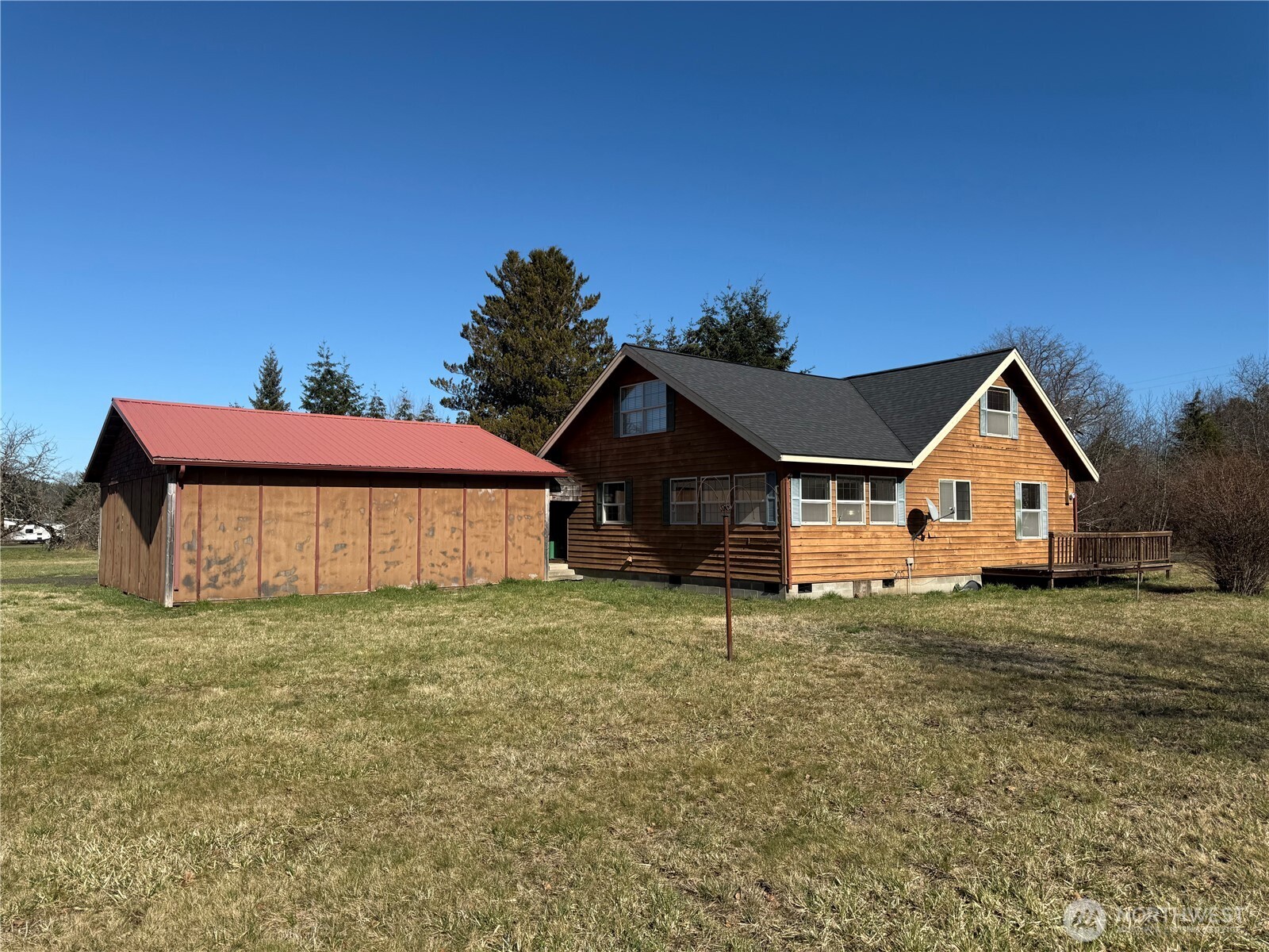 106 Alder Street Property Photo 5