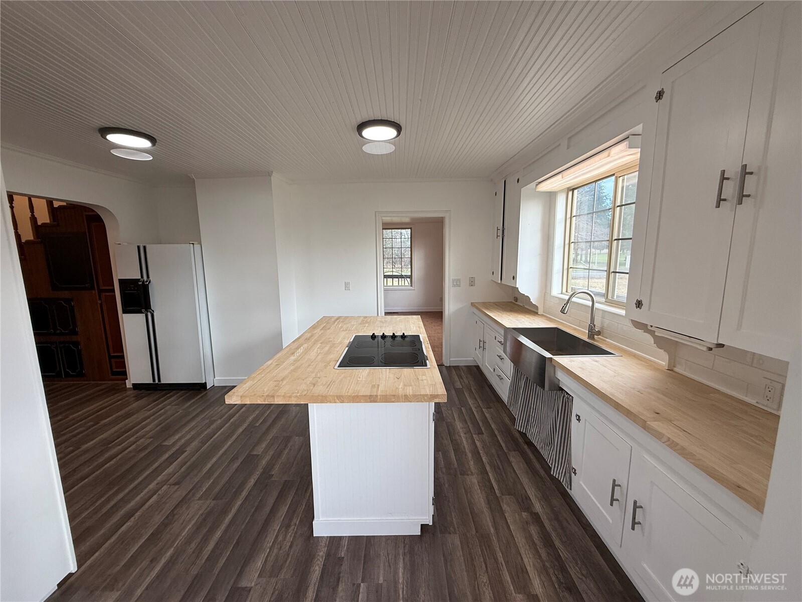106 Alder Street Property Photo 12