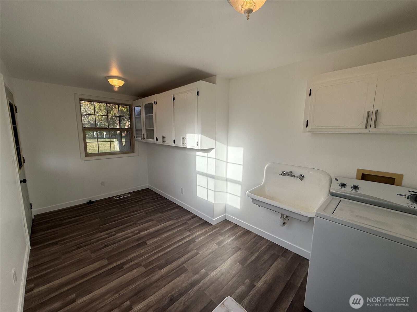 106 Alder Street Property Photo 17