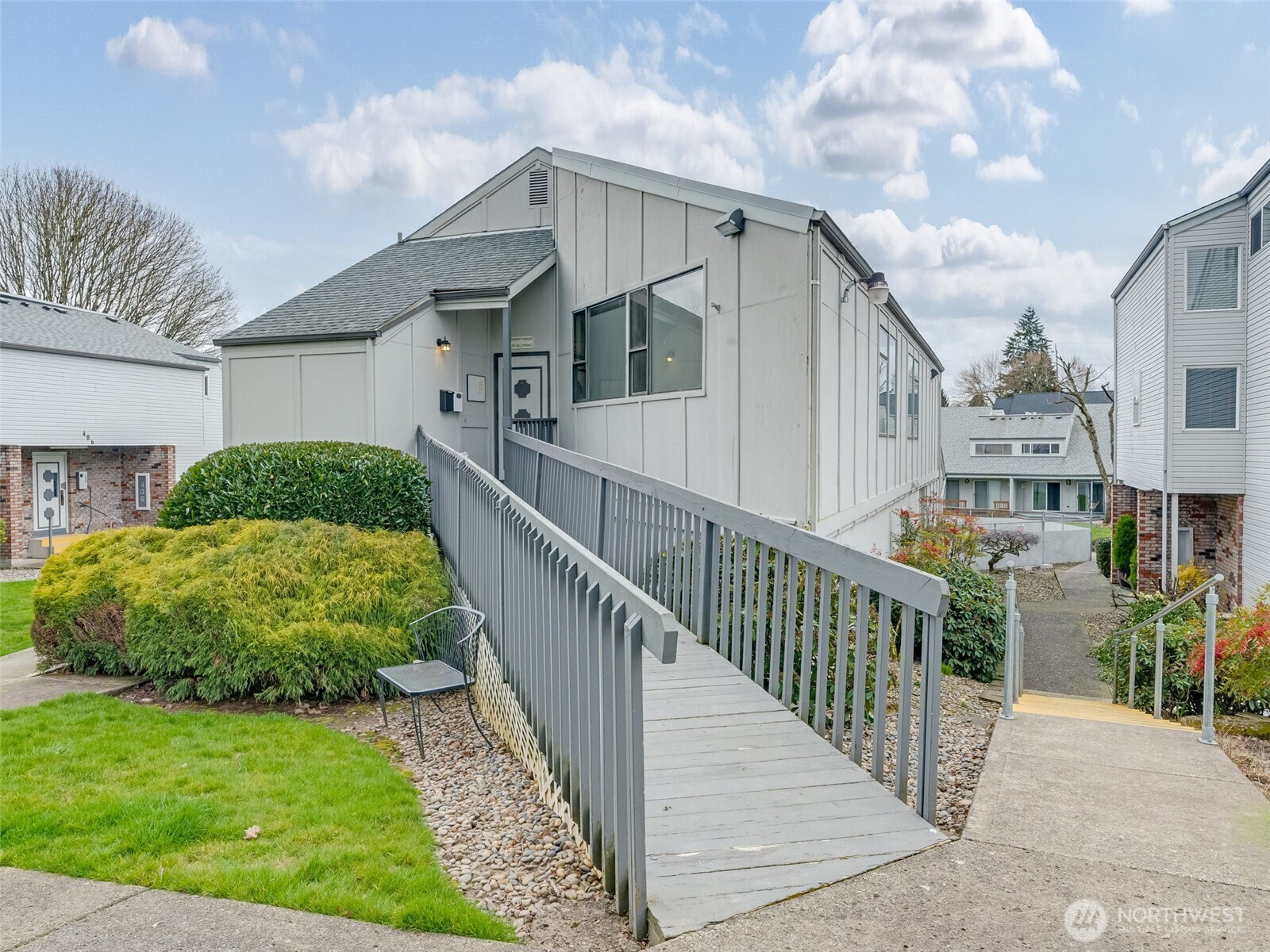 306 Ne 85th Street 1e Property Photo 1