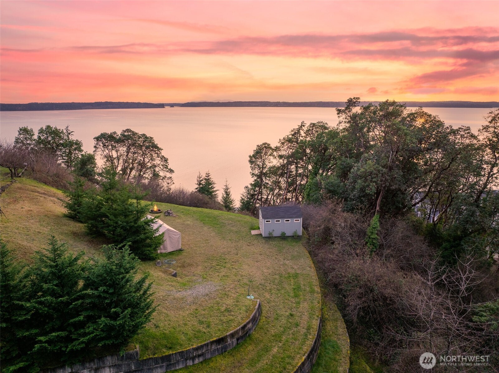 202 Island Boulevard Property Photo