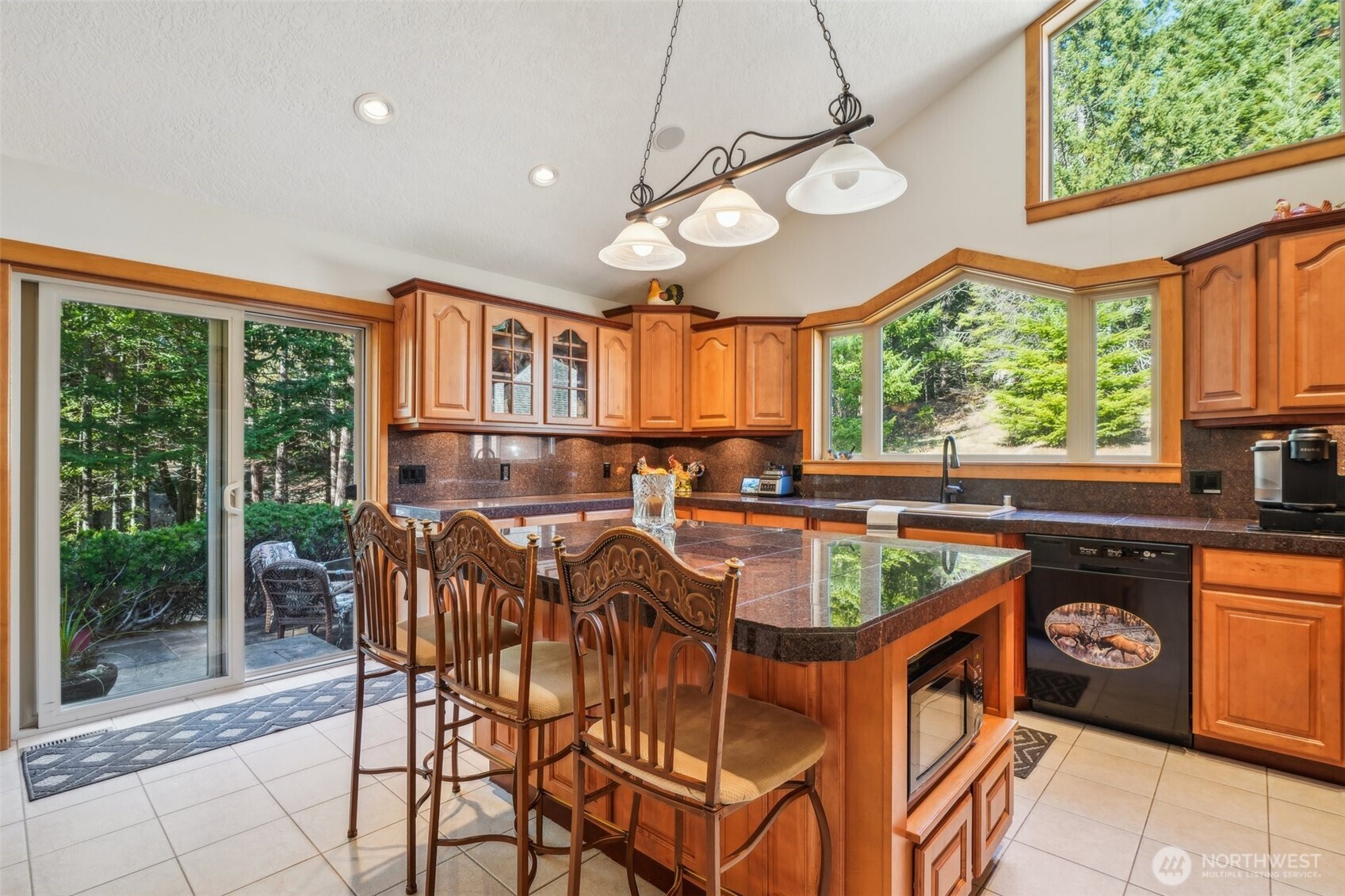 232 Upper Lakeview Road Property Photo 12