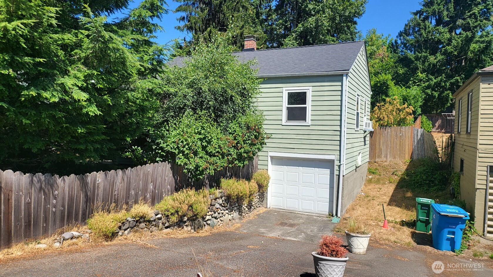 14934 5th Avenue Property Photo 1
