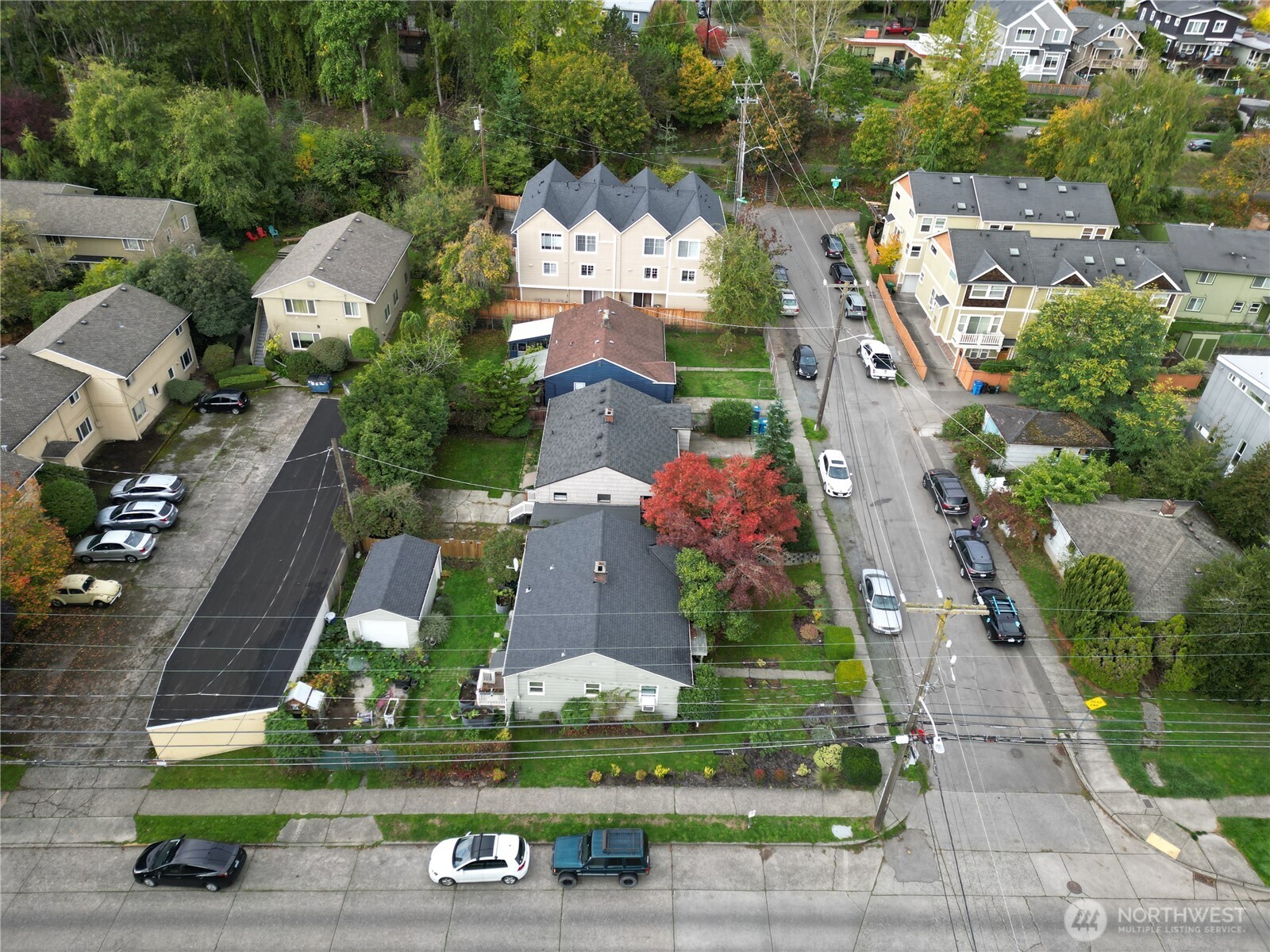 3907 -3917 Ne 50th Street Property Photo 4