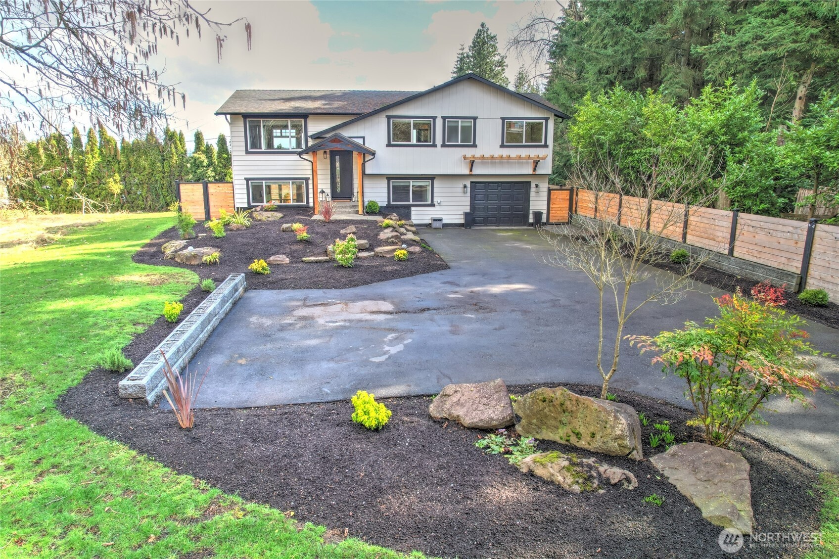 16111 Meadow Road Property Photo