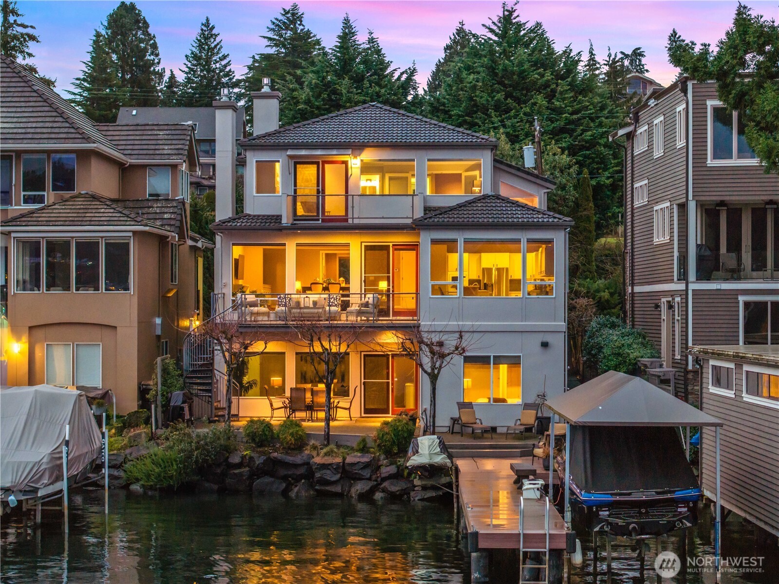 3711 Lake Washington Boulevard Property Photo