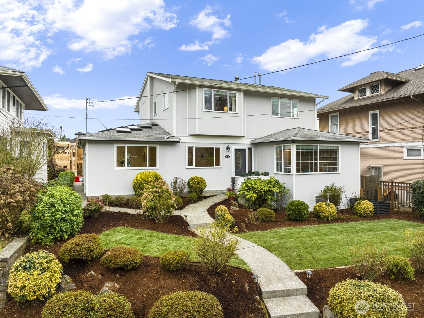 2649 Walnut Avenue Property Photo