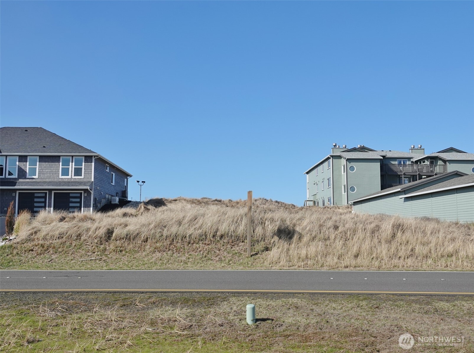1449 Ocean Shores Boulevard Property Photo 17