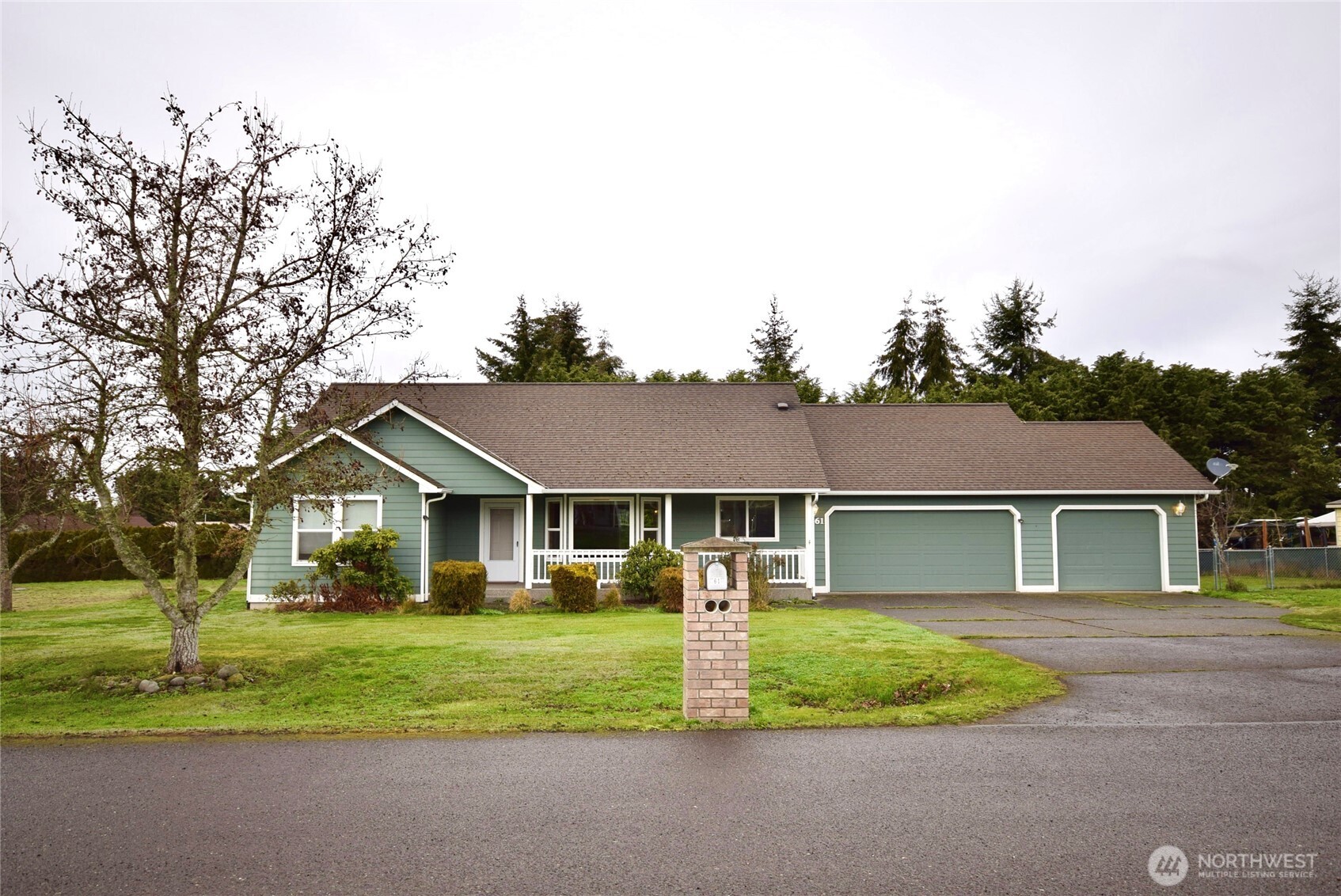 61 Eastgate Place Property Photo