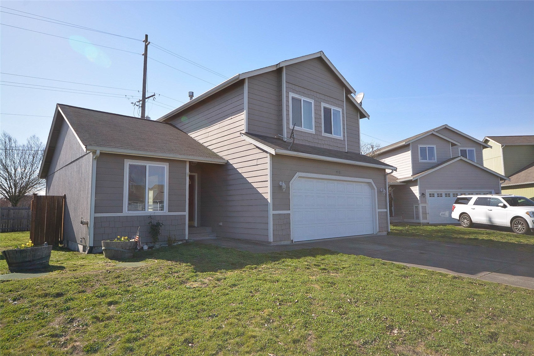 9933 Greenleaf Loop Property Photo