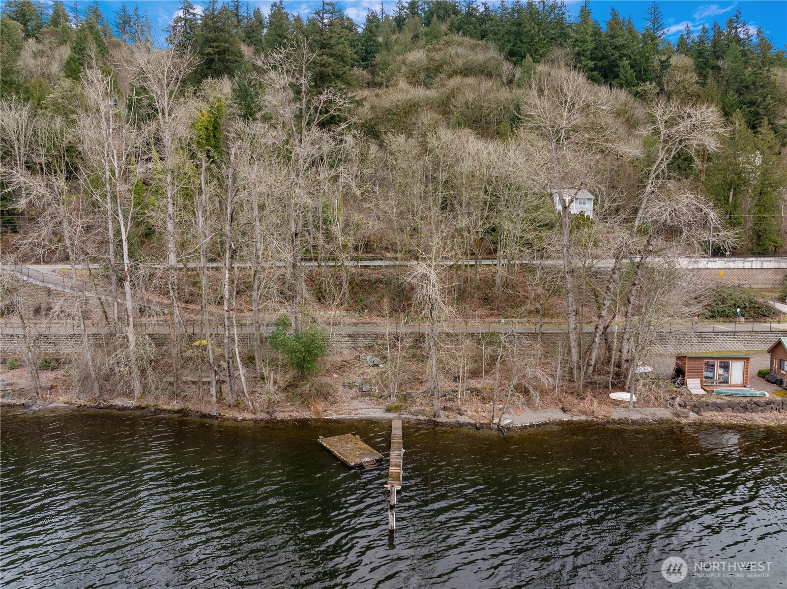 22 Xx E Lake Sammamish Parkway Property Photo 2