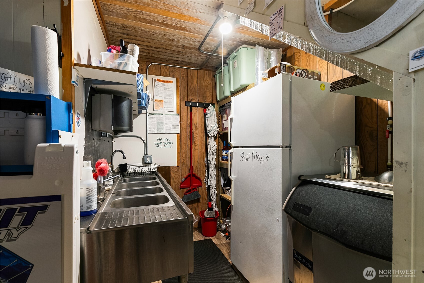 602 1st Street Property Photo 22
