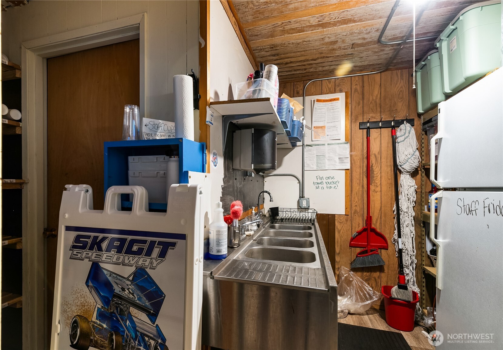602 1st Street Property Photo 23