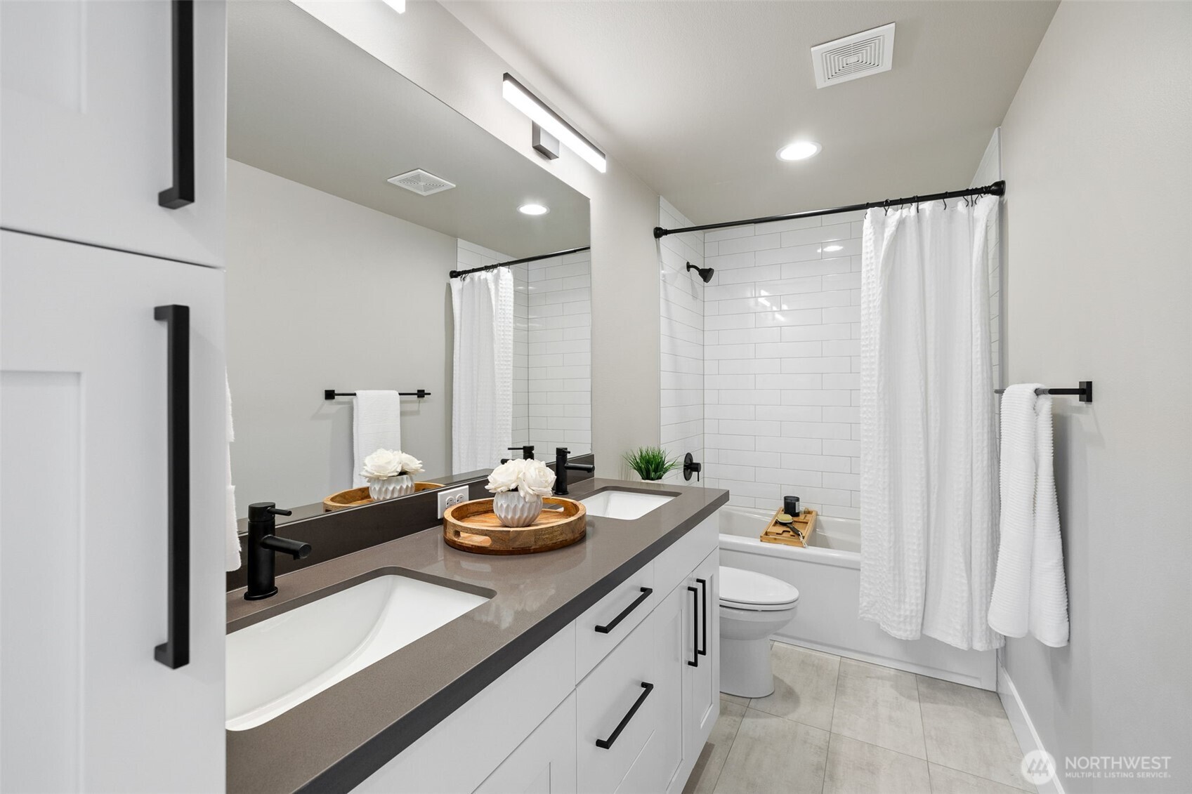 1022 168th Street Property Photo 17
