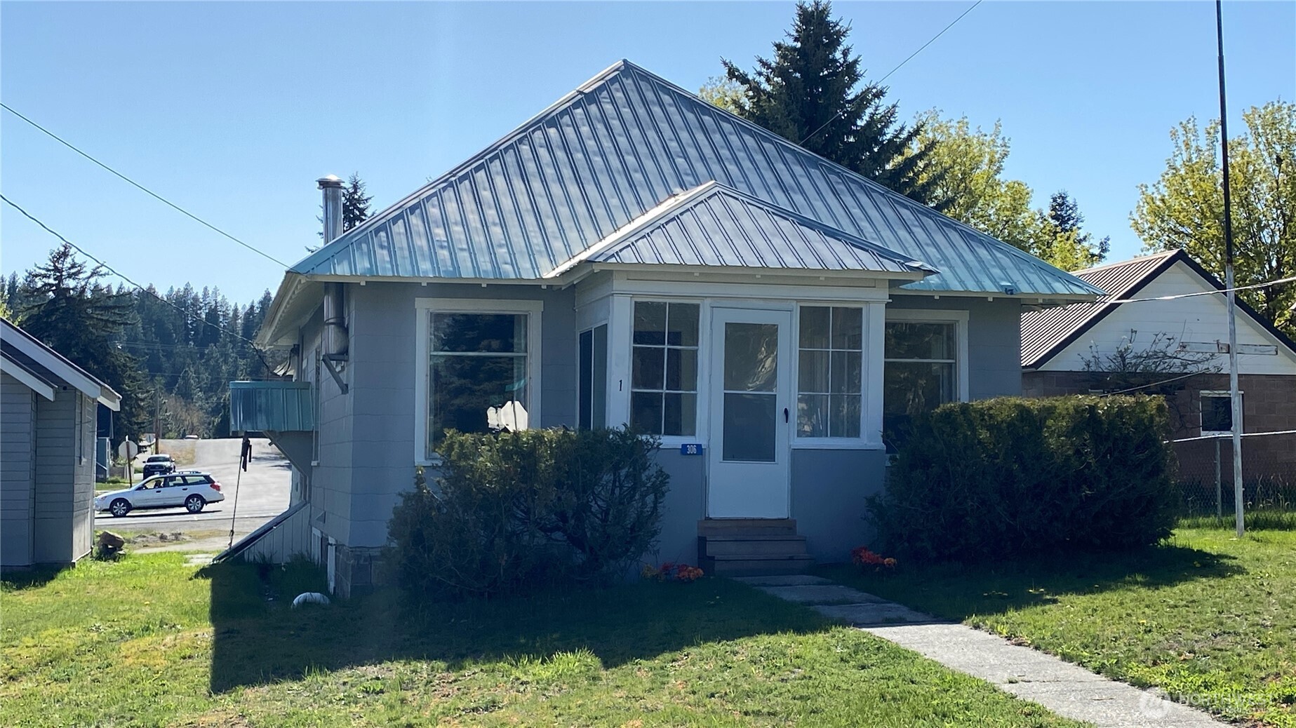 306 N A Street Property Photo