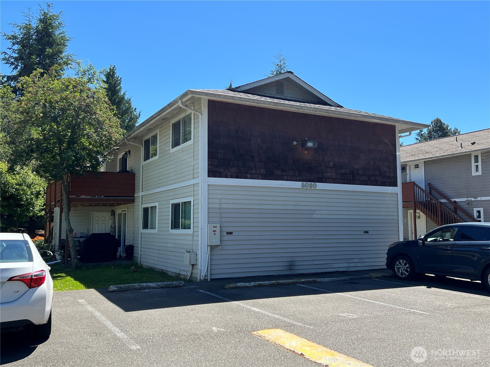 5030 212th Street Property Photo
