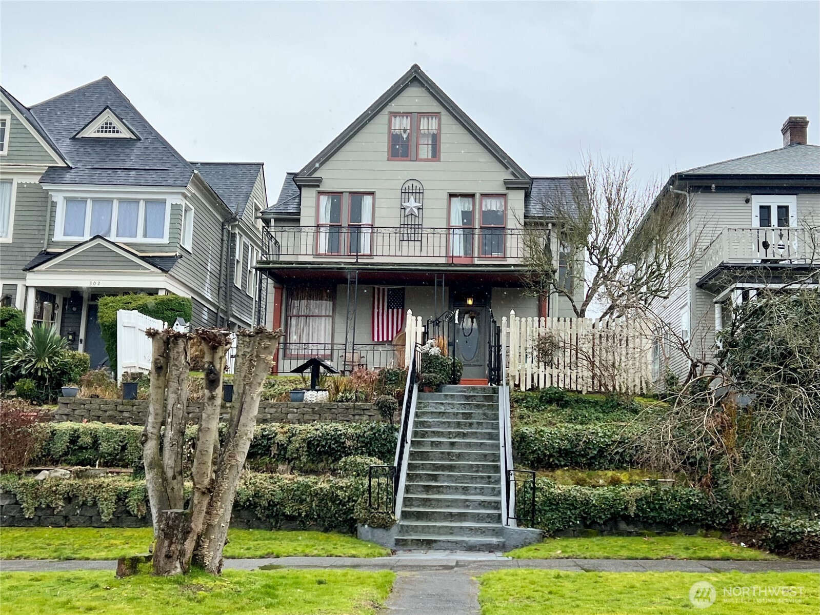 306 N J Street Property Photo