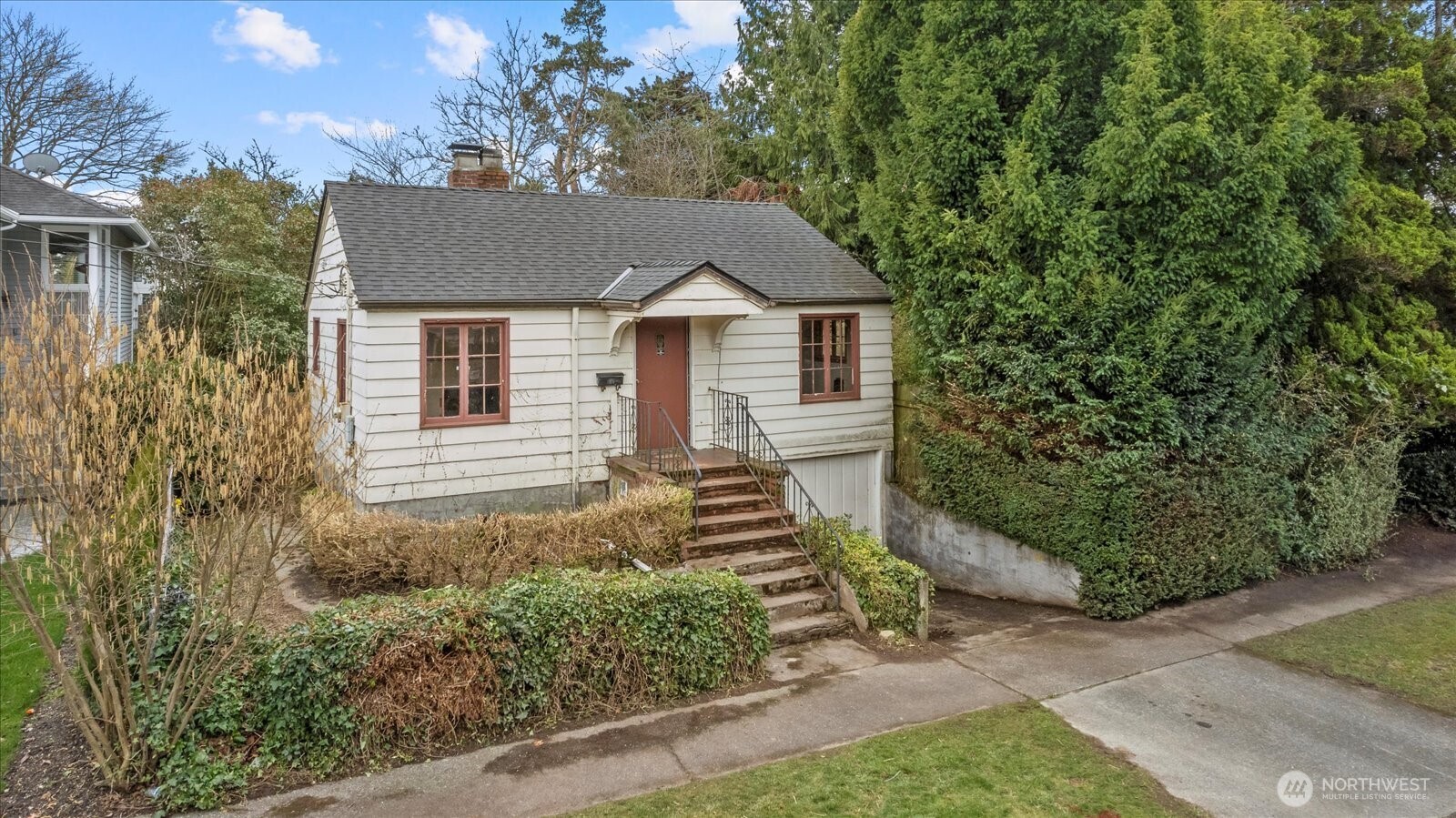725 N 92nd Street Property Photo