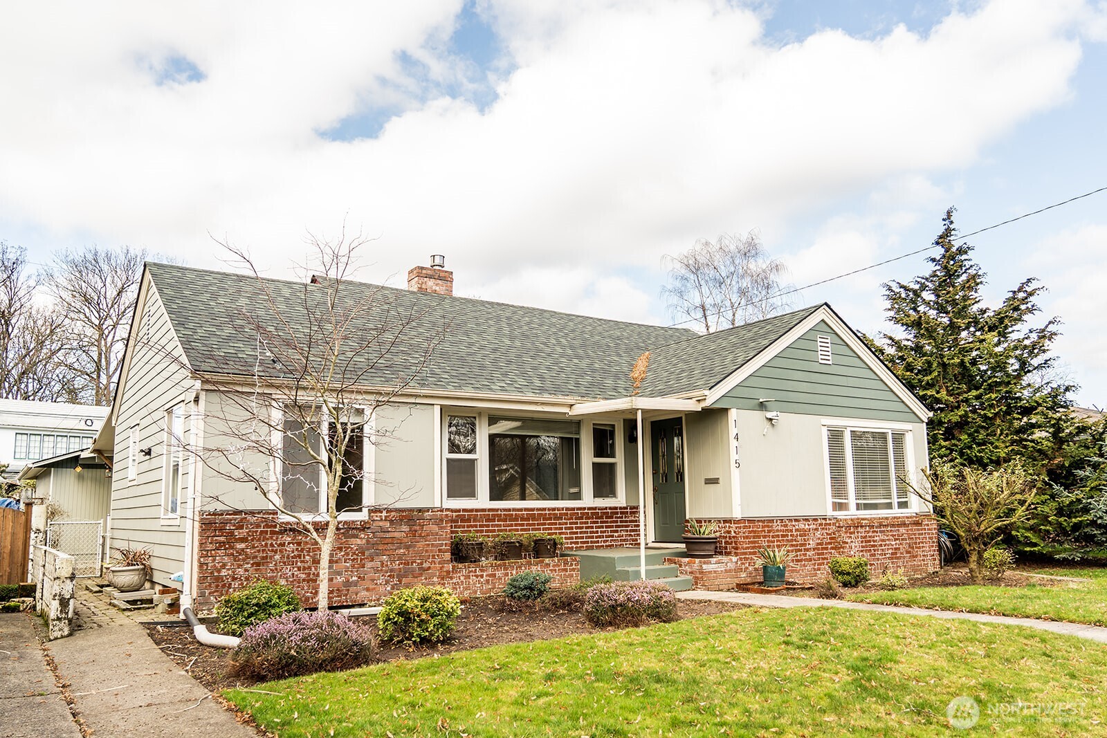 1415 25th Property Photo