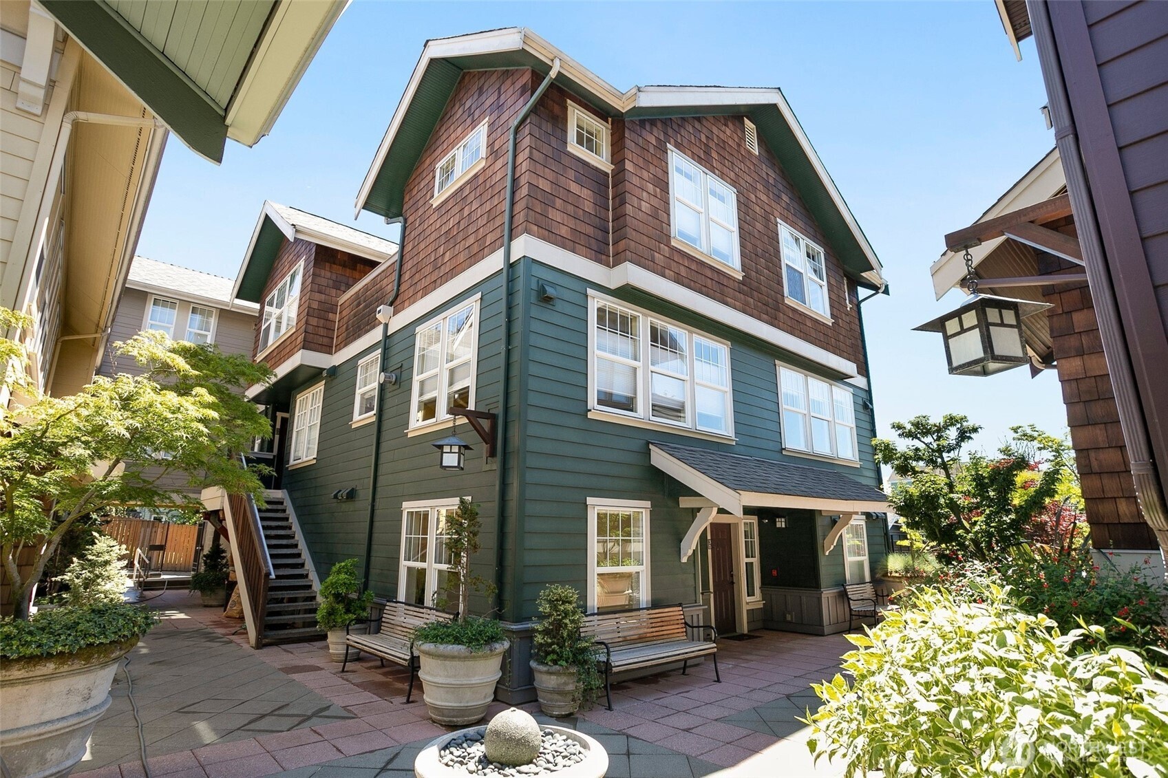 5430 California Avenue 3a Property Photo