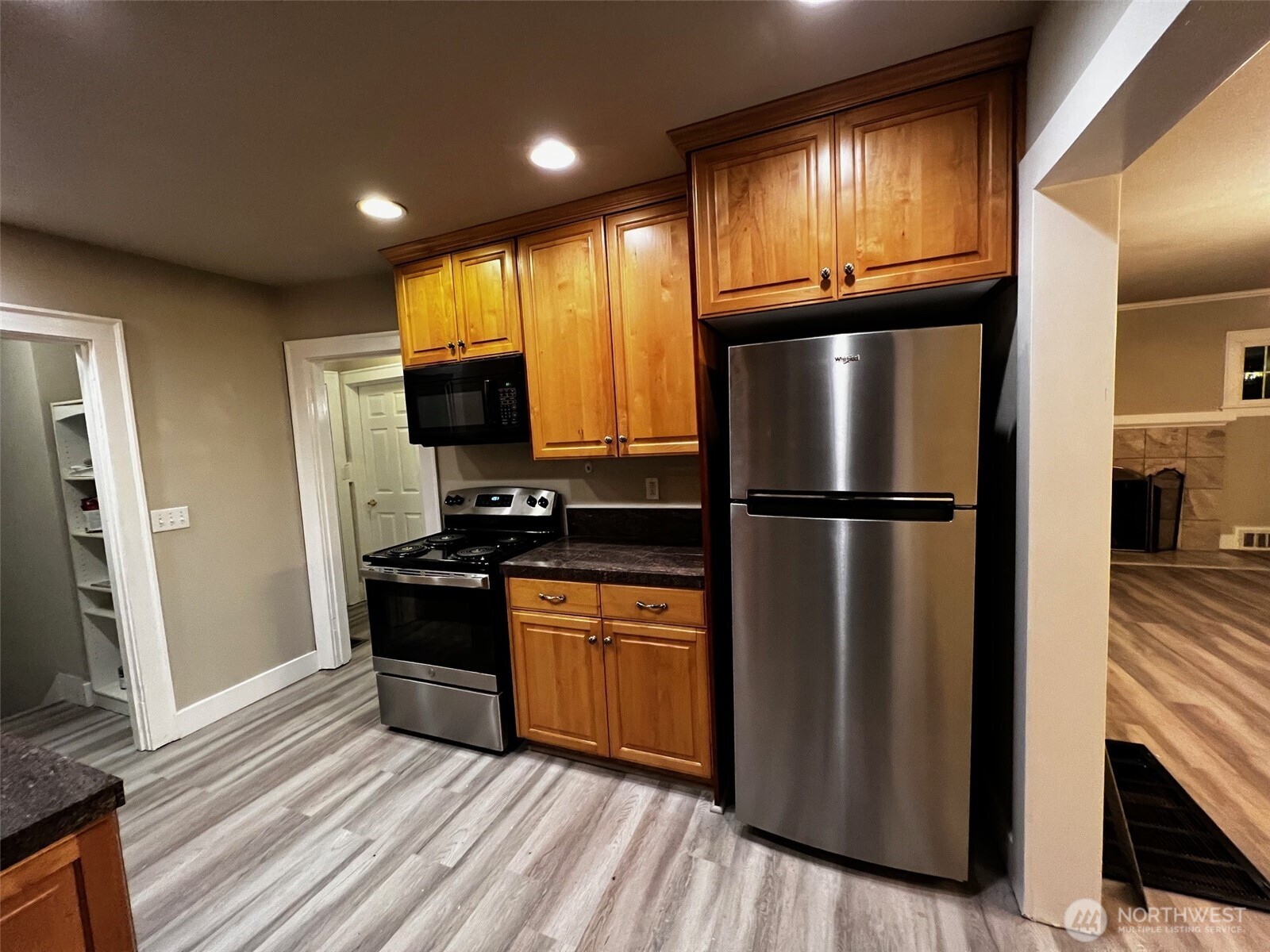 7846 Lake City Way Property Photo 11