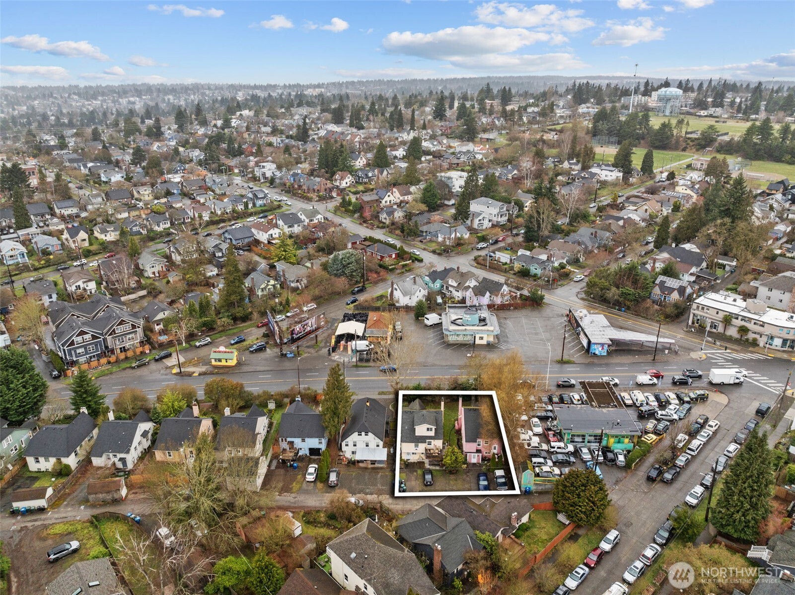 7846 Lake City Way Property Photo 30