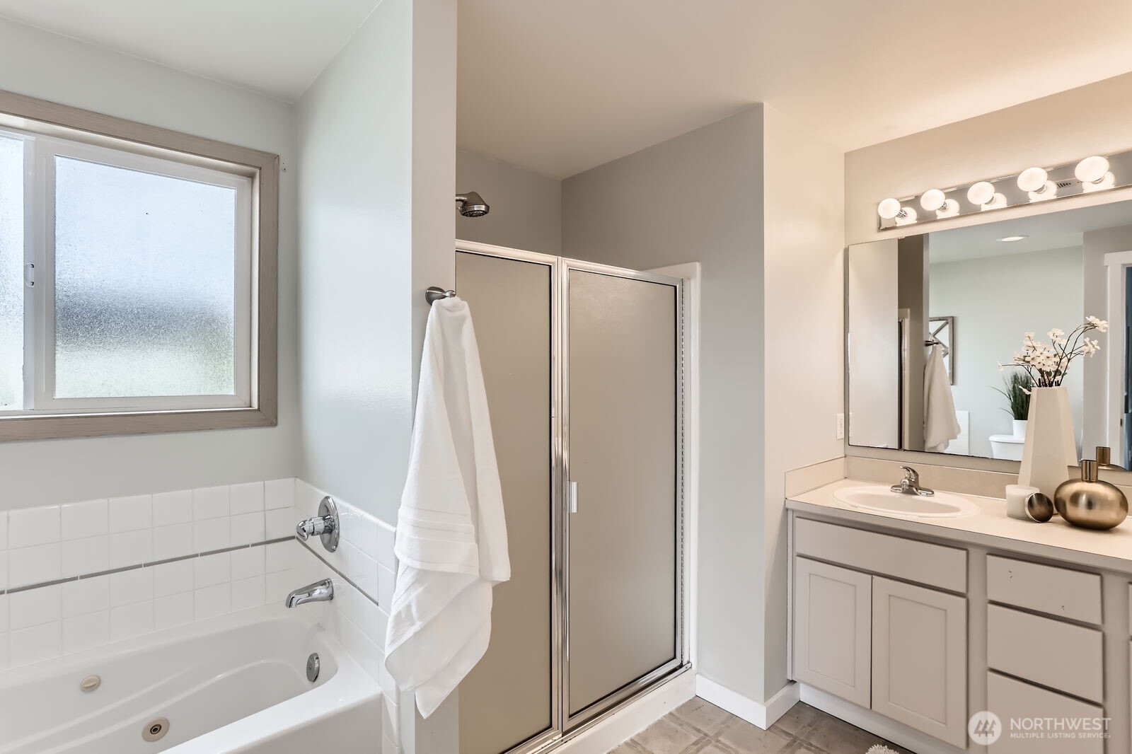 2826 72nd Drive Property Photo 10