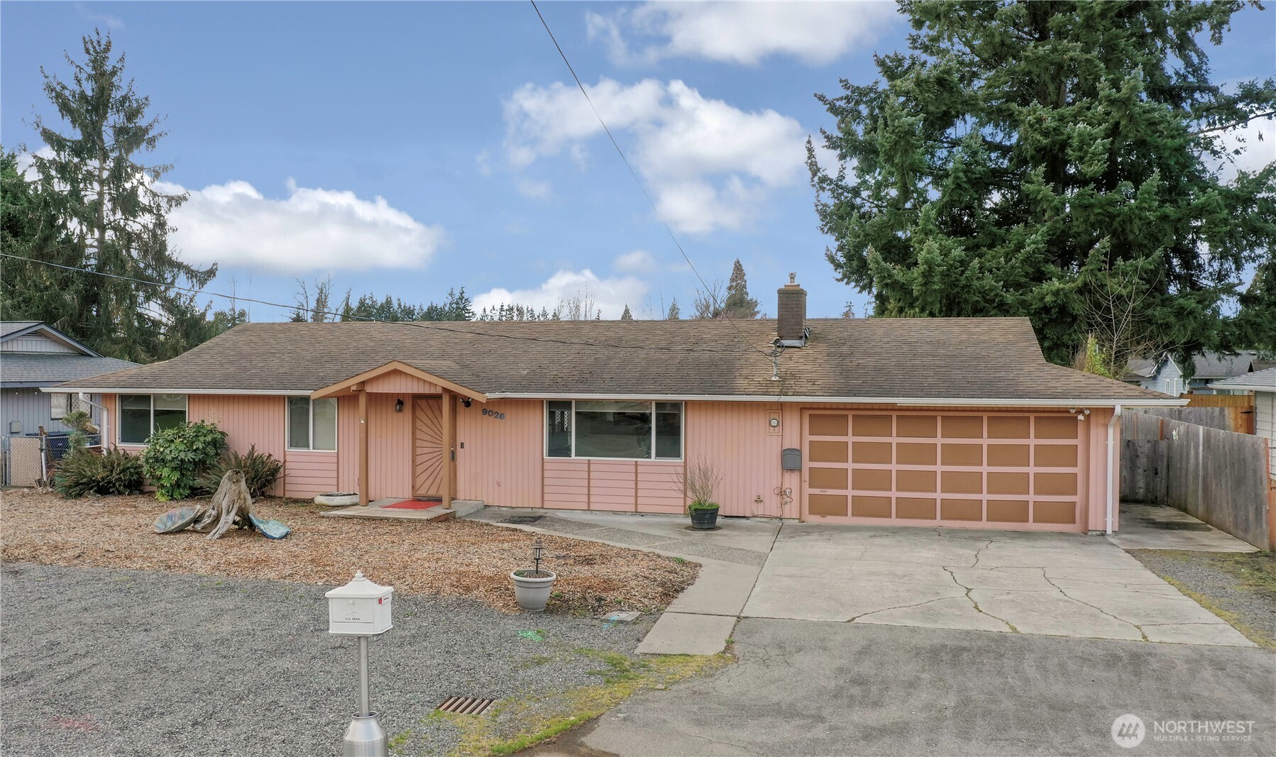 9026 60th Drive Property Photo